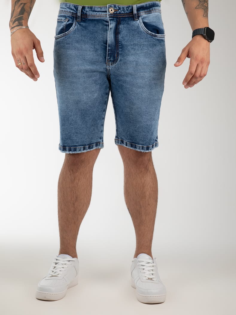 Bermuda masculina opion