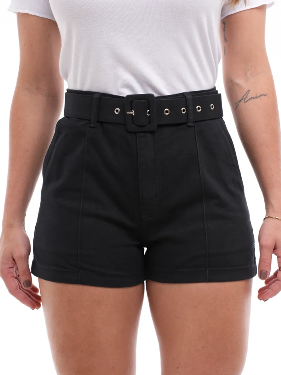 Shorts Feminino Friso